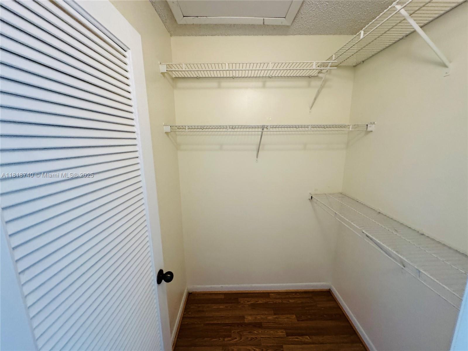 3445 NW 44th St #201, Oakland Park, Florida image 25