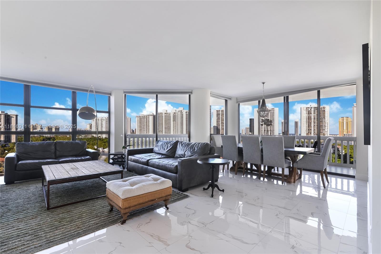 1000 W Island Blvd #1404, Aventura, Florida image 1