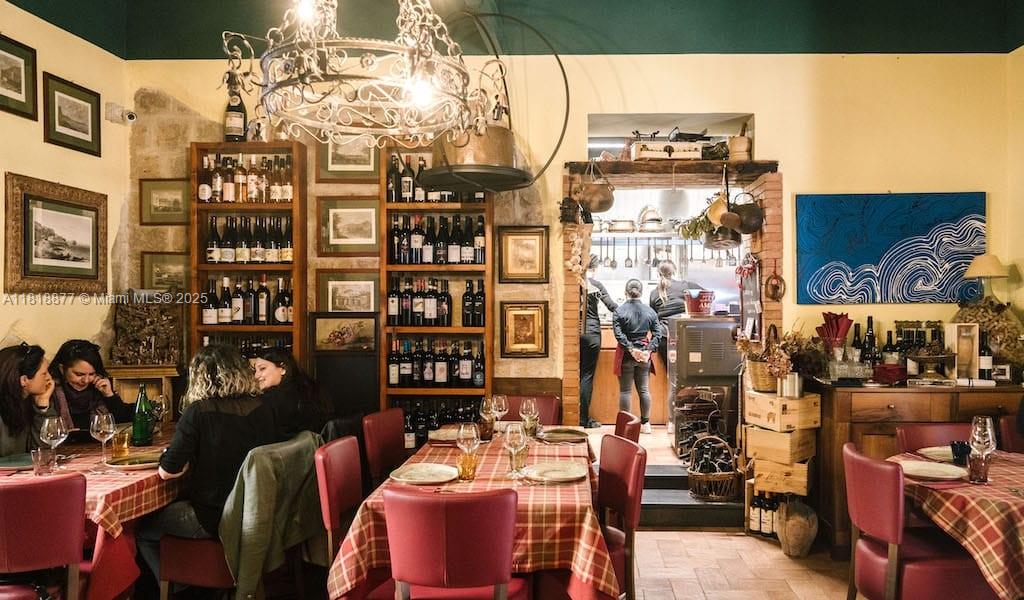  , Miami Beach, Florida 33141