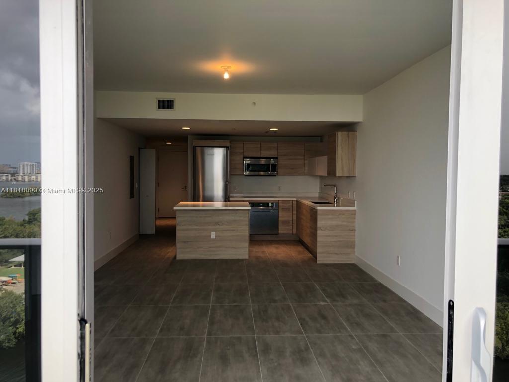 16385 Biscayne Blvd #1005, North Miami Beach, Florida image 6