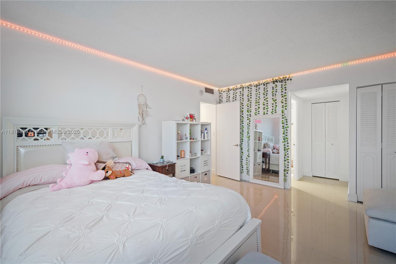 2150 Sans Souci Blvd #C502, North Miami, Florida image 17