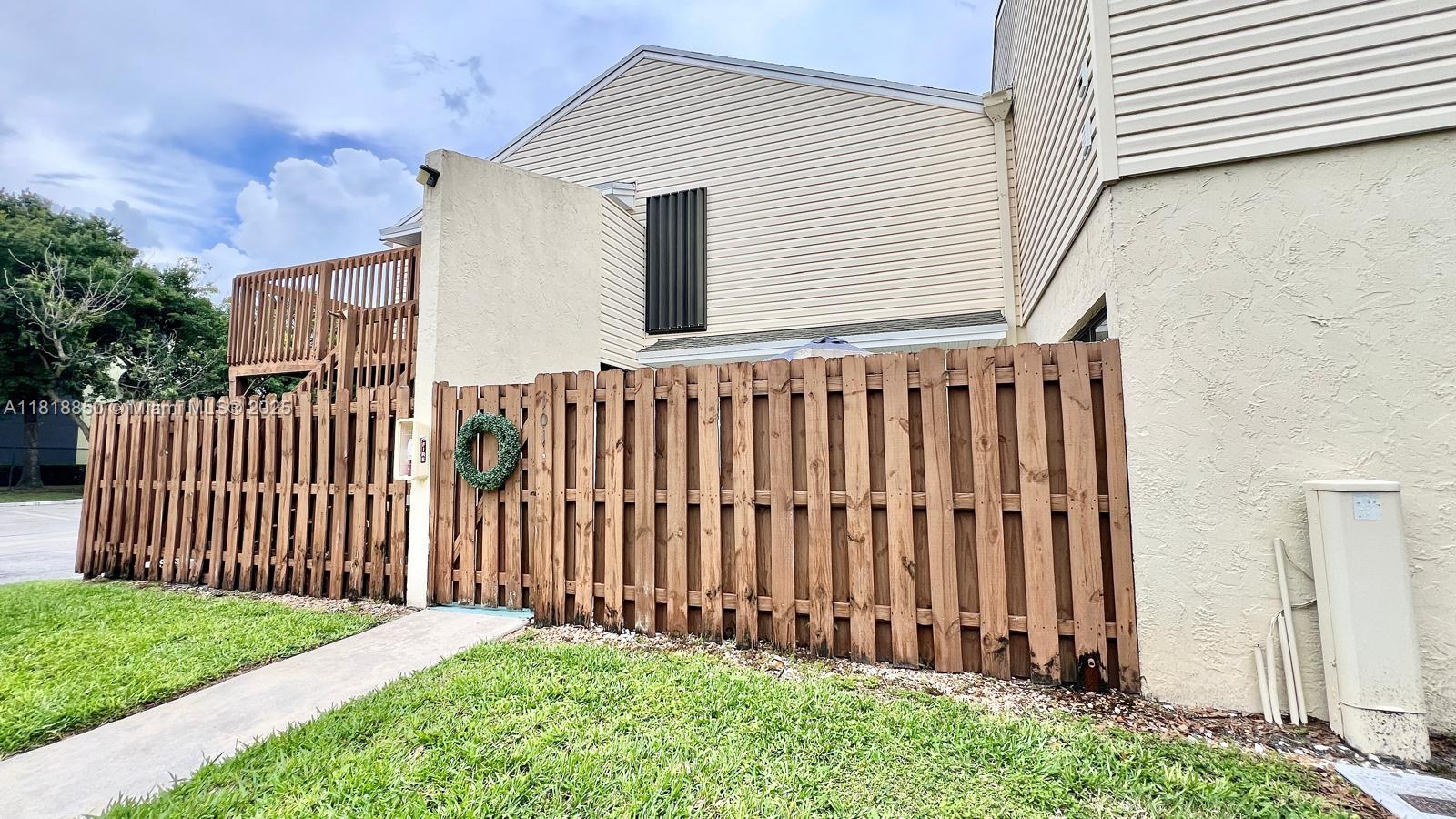 Property photo # 0