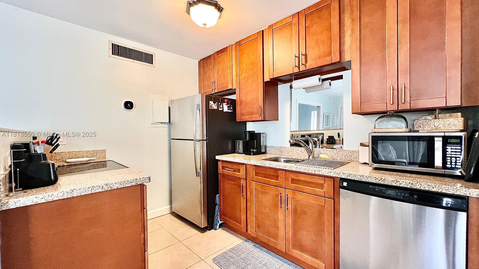 Property photo # 9