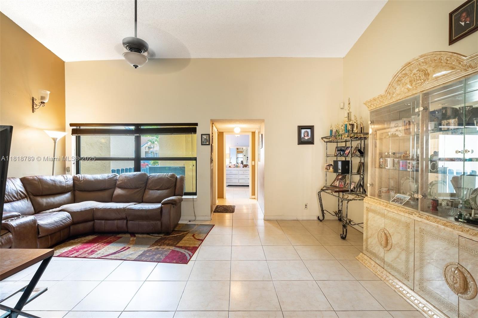 7382 NW 34th St, Lauderhill, Florida image 2