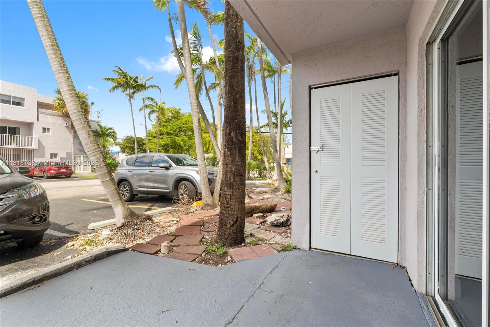 2660 W 76th St #106, Hialeah, Florida image 3