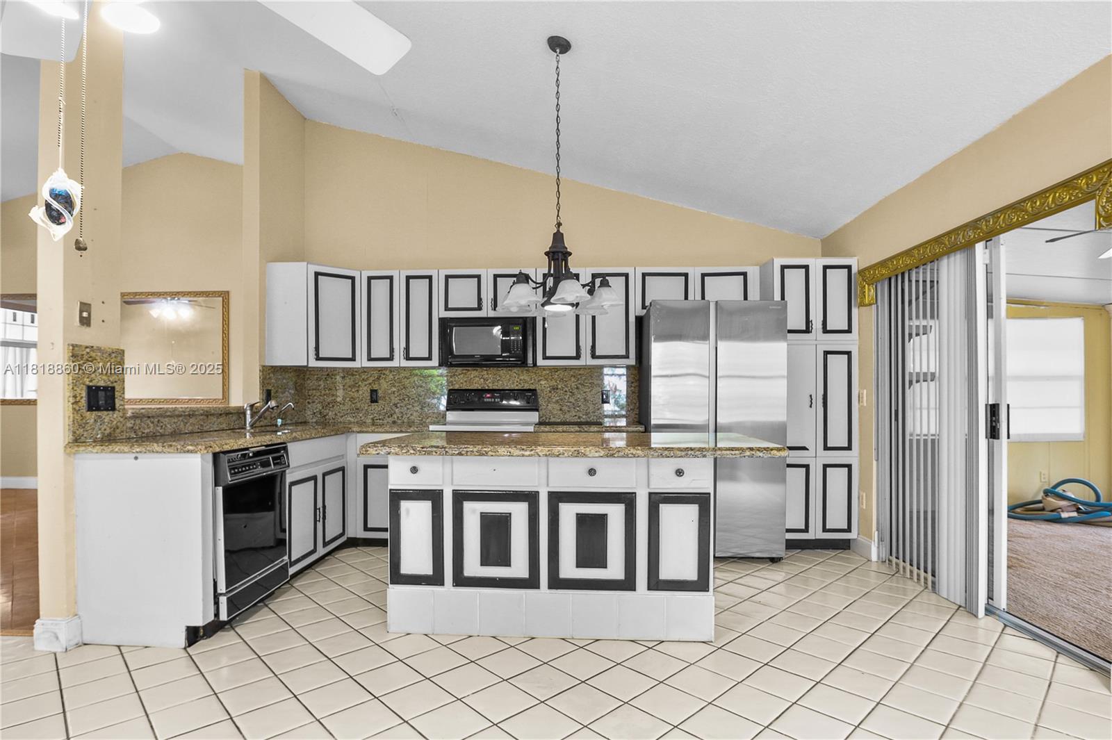 8663 Spring Valley Dr, Boynton Beach, Florida image 31