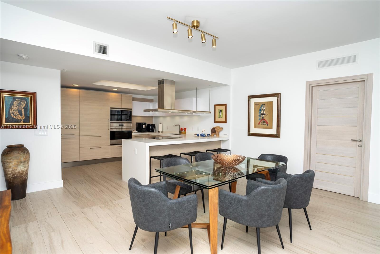 Property photo # 9