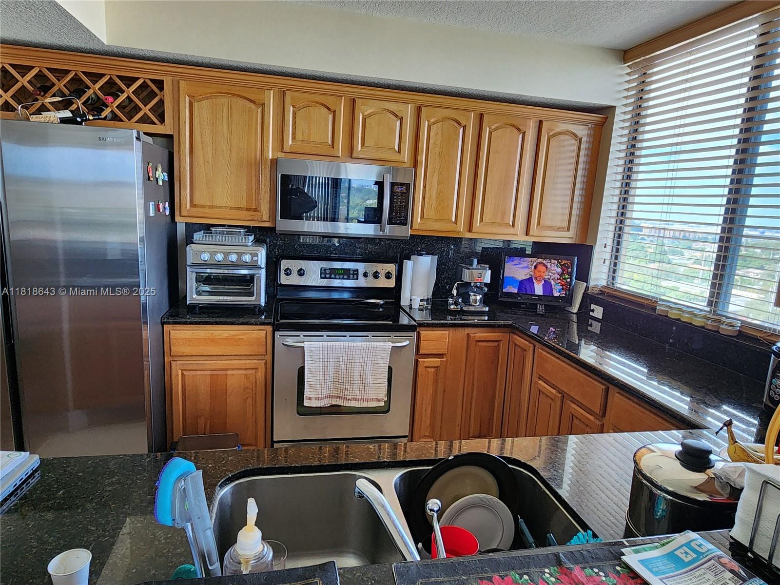 4242 NW 2nd St #1202, Miami, Florida image 39