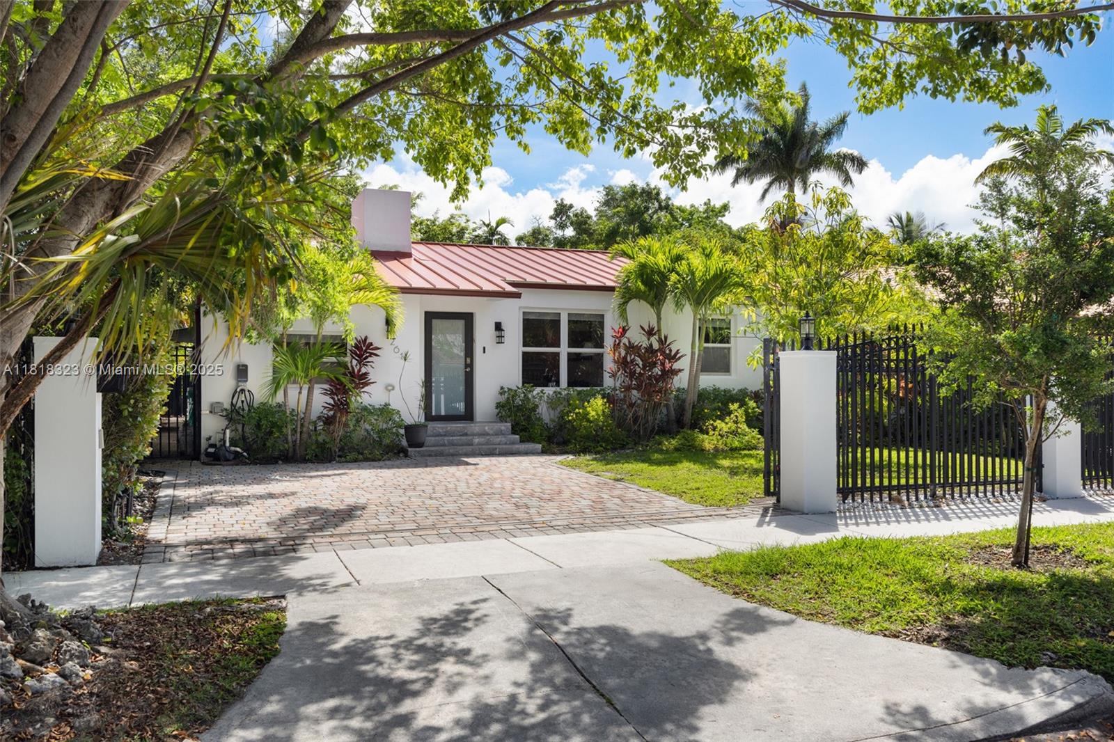 261 SW 30th Rd, Miami, Florida image 1