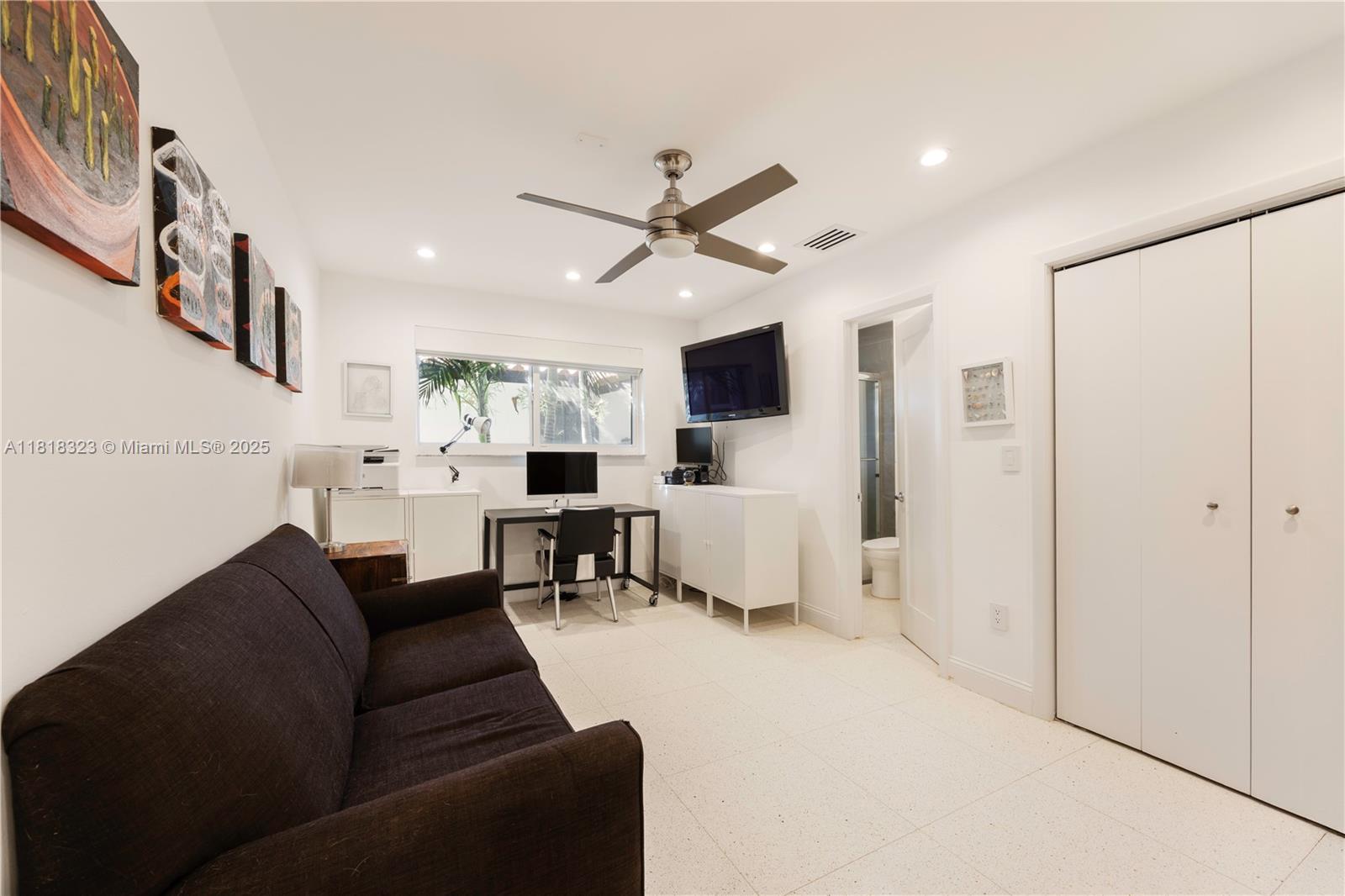 261 SW 30th Rd, Miami, Florida image 18