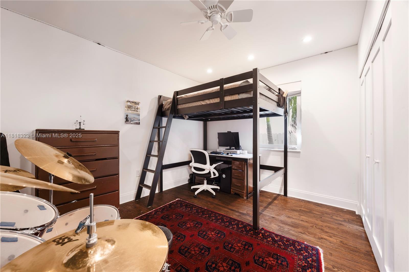 261 SW 30th Rd, Miami, Florida image 21
