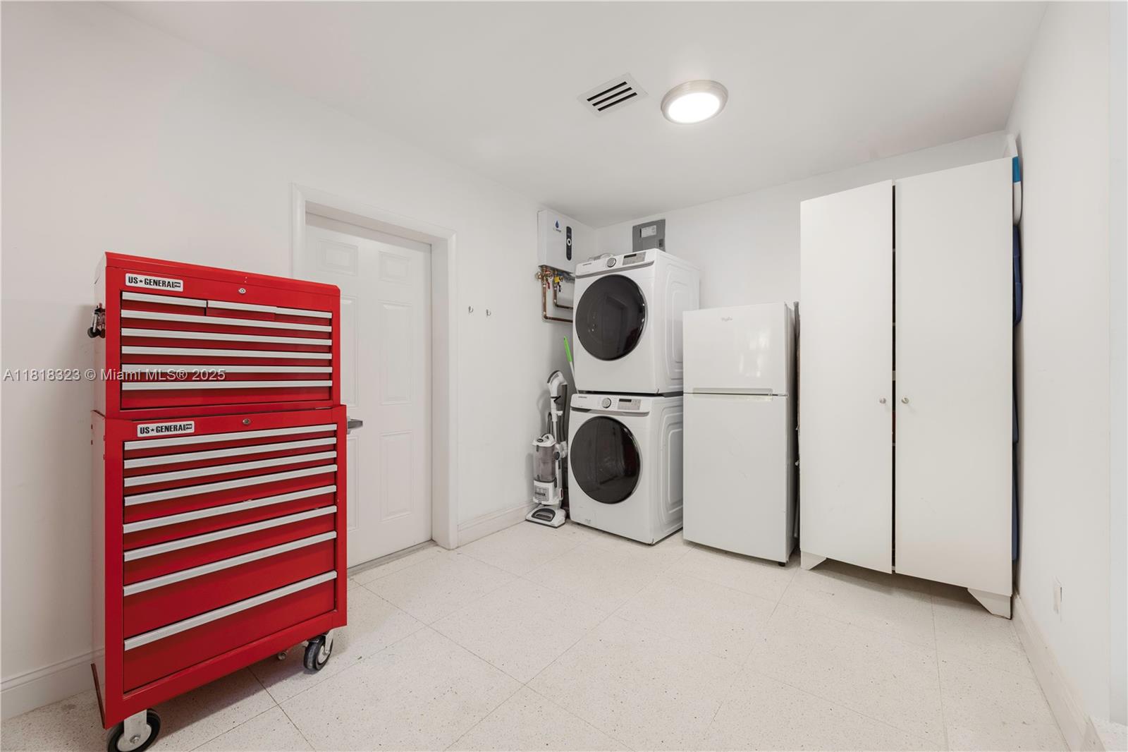 261 SW 30th Rd, Miami, Florida image 23