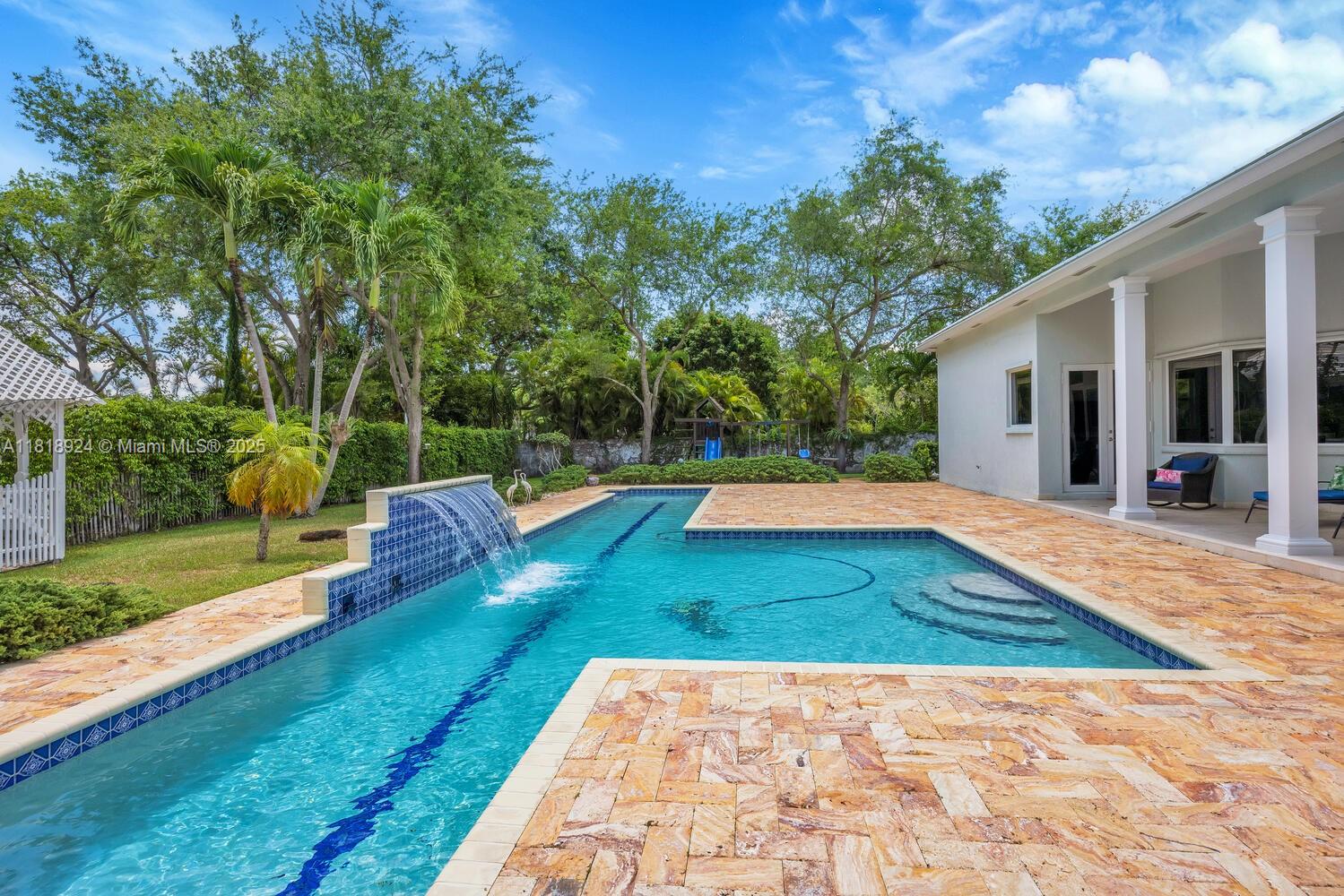 Homes for sale in Miami, FL | 6129 Sw 74Th Ct, Miami, FL 33143 | MLS# A11818924