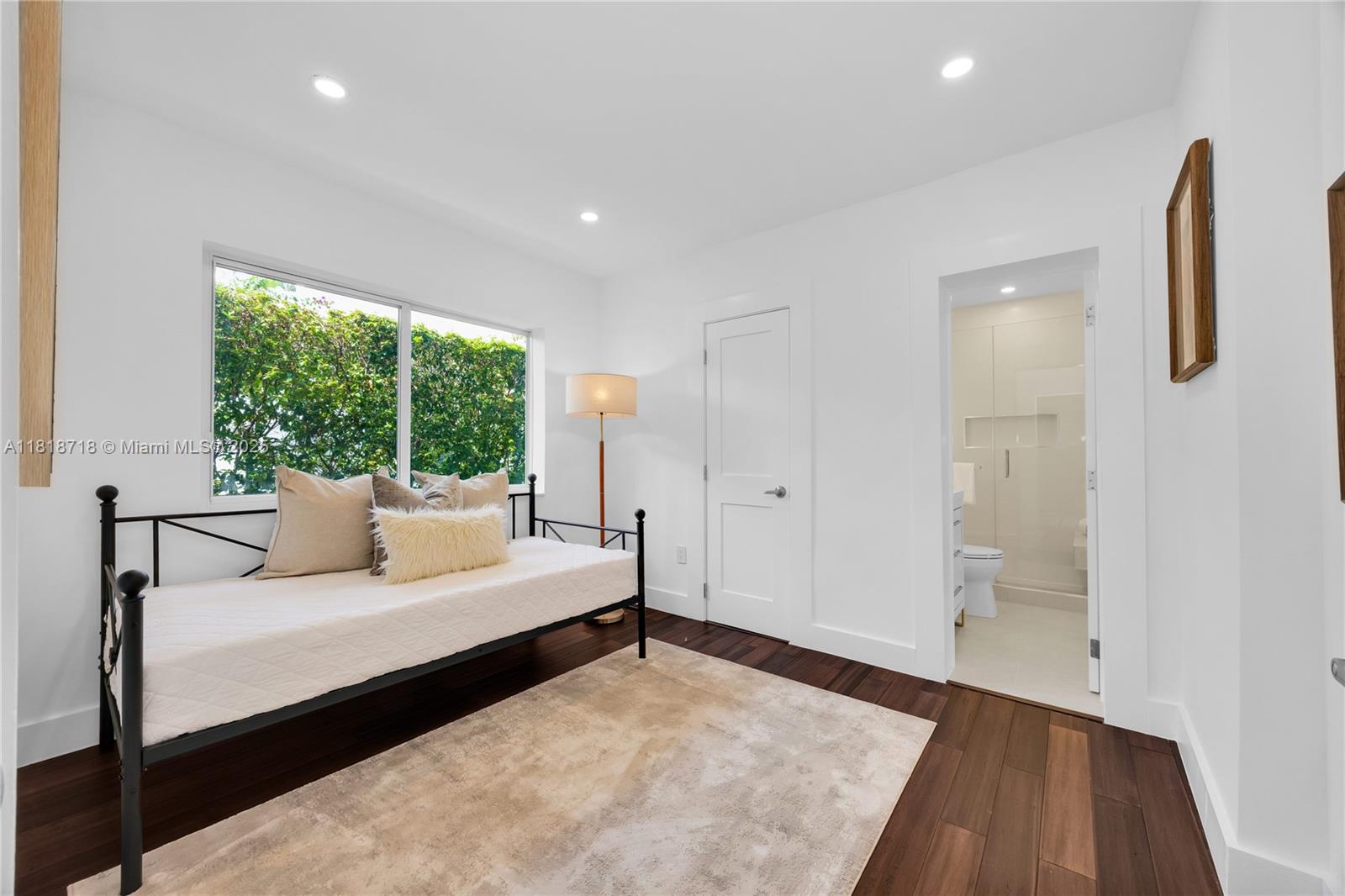 840 Algeria Ave, Coral Gables, Florida image 21