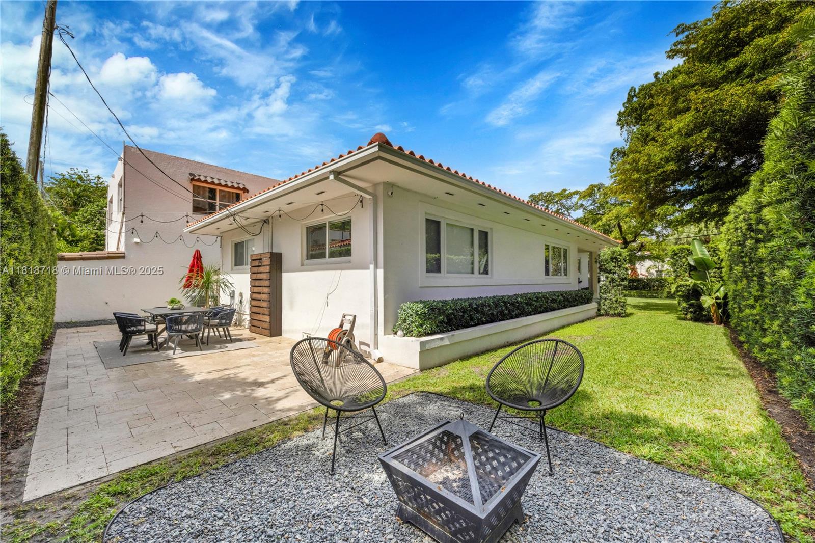 840 Algeria Ave, Coral Gables, Florida image 23