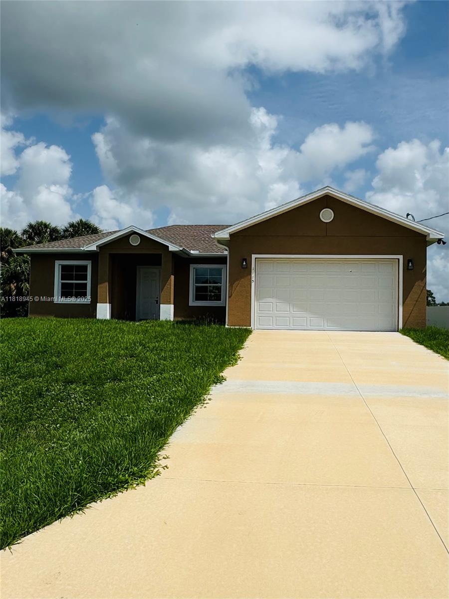 1115 W Leader Street, La Belle, Florida image 3