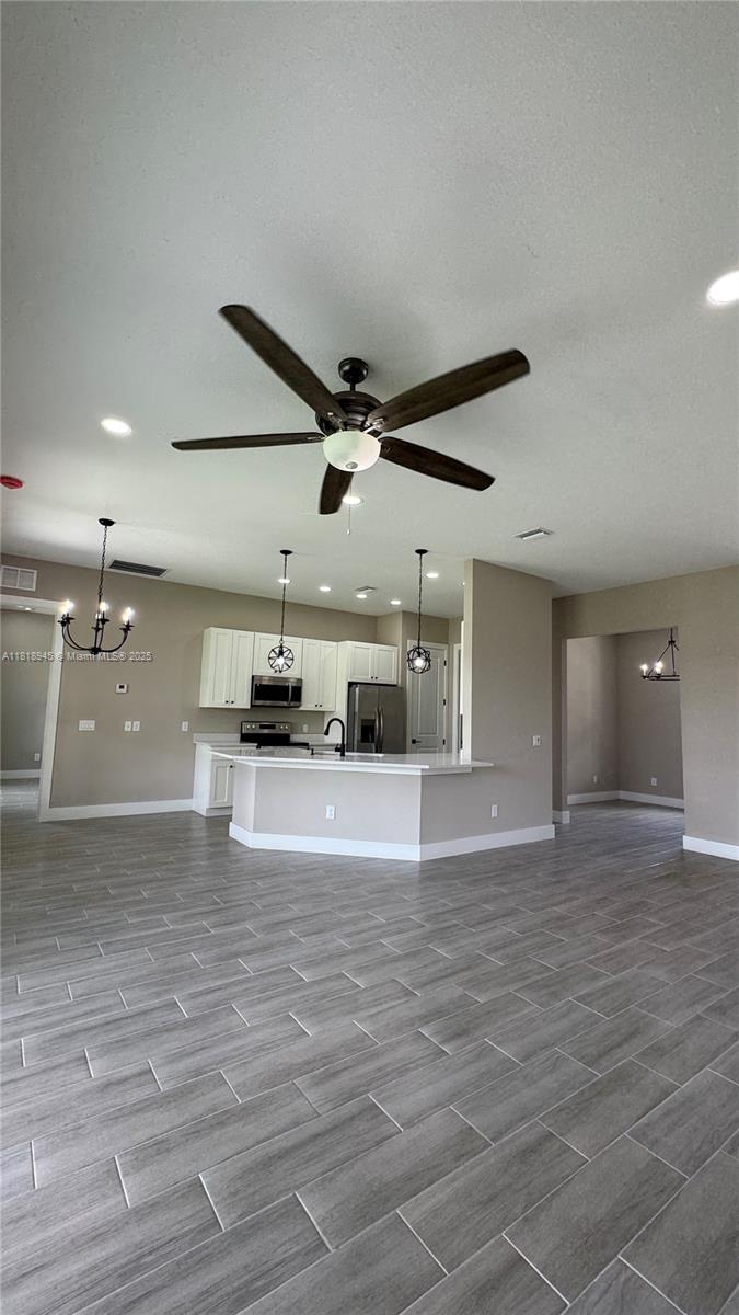 1115 W Leader Street, La Belle, Florida image 5