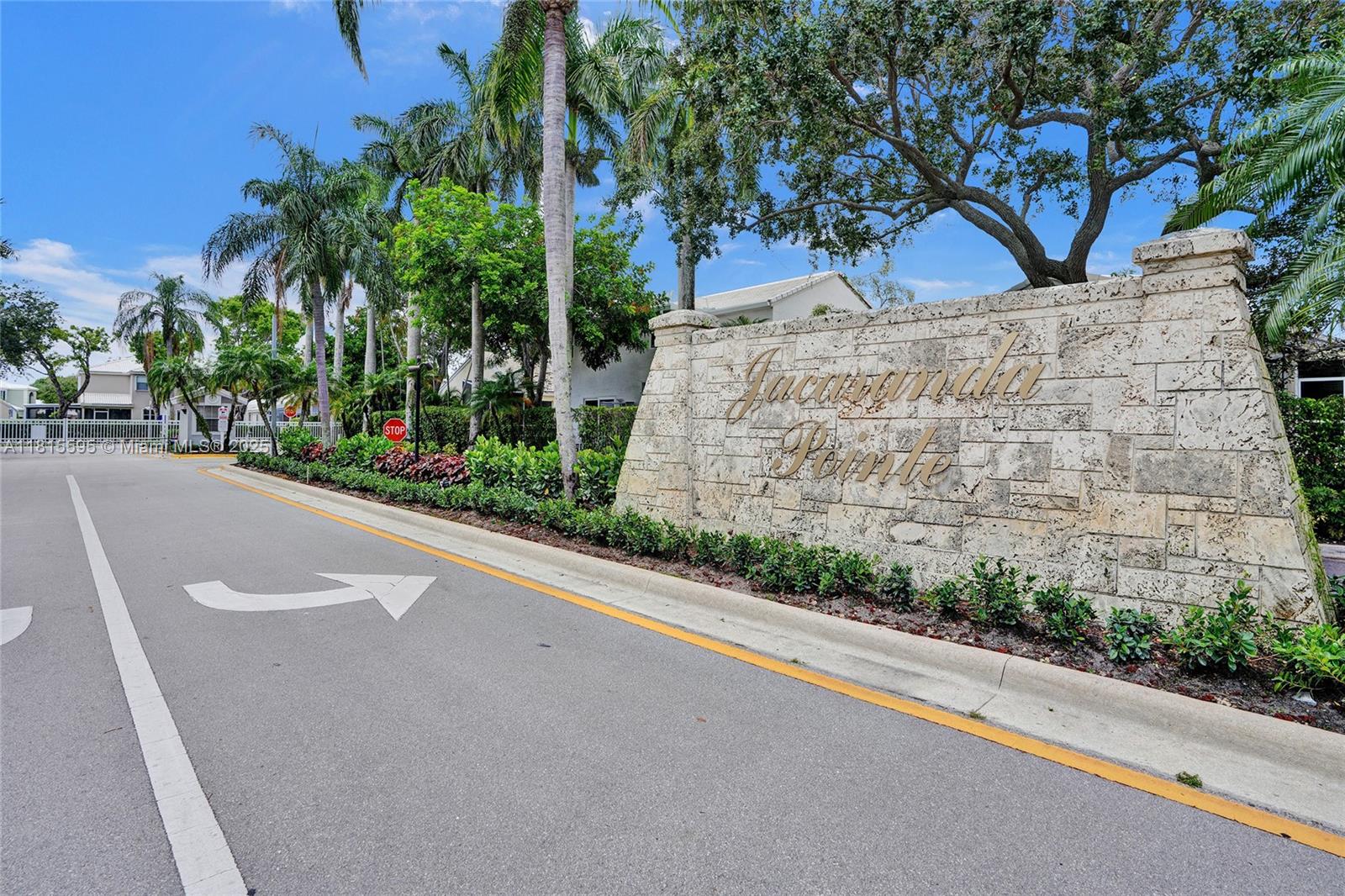 9601 NW 8th Cir, Plantation, Florida image 47