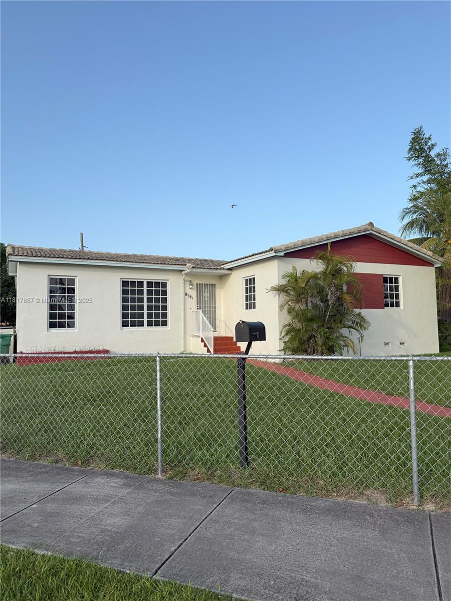 8581 36th St, Miami, Florida 33155