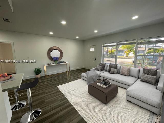 280 NE 169th St, North Miami Beach, Florida image 2