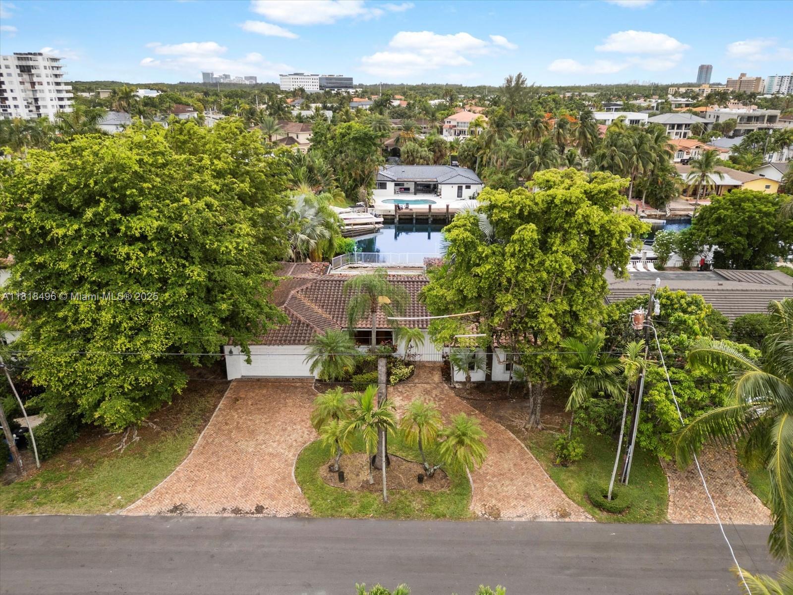 3446 NE 168th St, North Miami Beach, Florida image 5