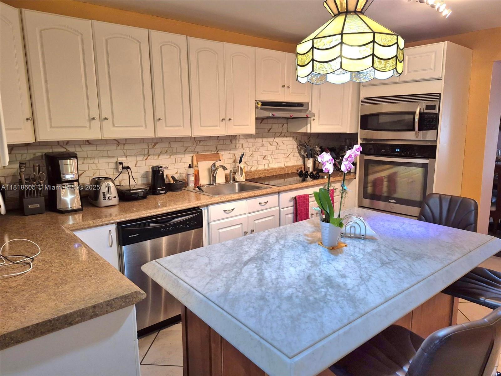 5930 N Farragut Dr, Hollywood, Florida image 14