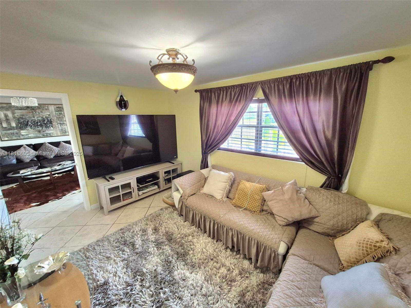 5930 N Farragut Dr, Hollywood, Florida image 18