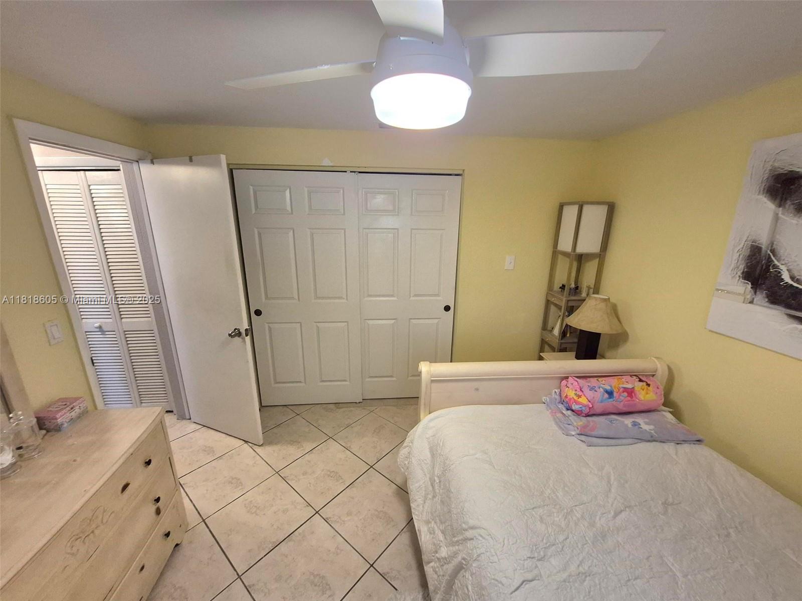 5930 N Farragut Dr, Hollywood, Florida image 24