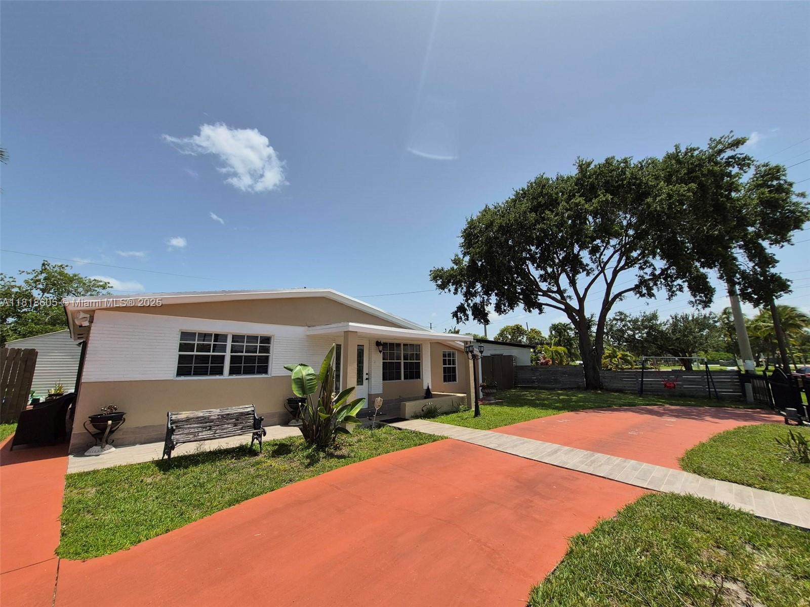 5930 N Farragut Dr, Hollywood, Florida image 3
