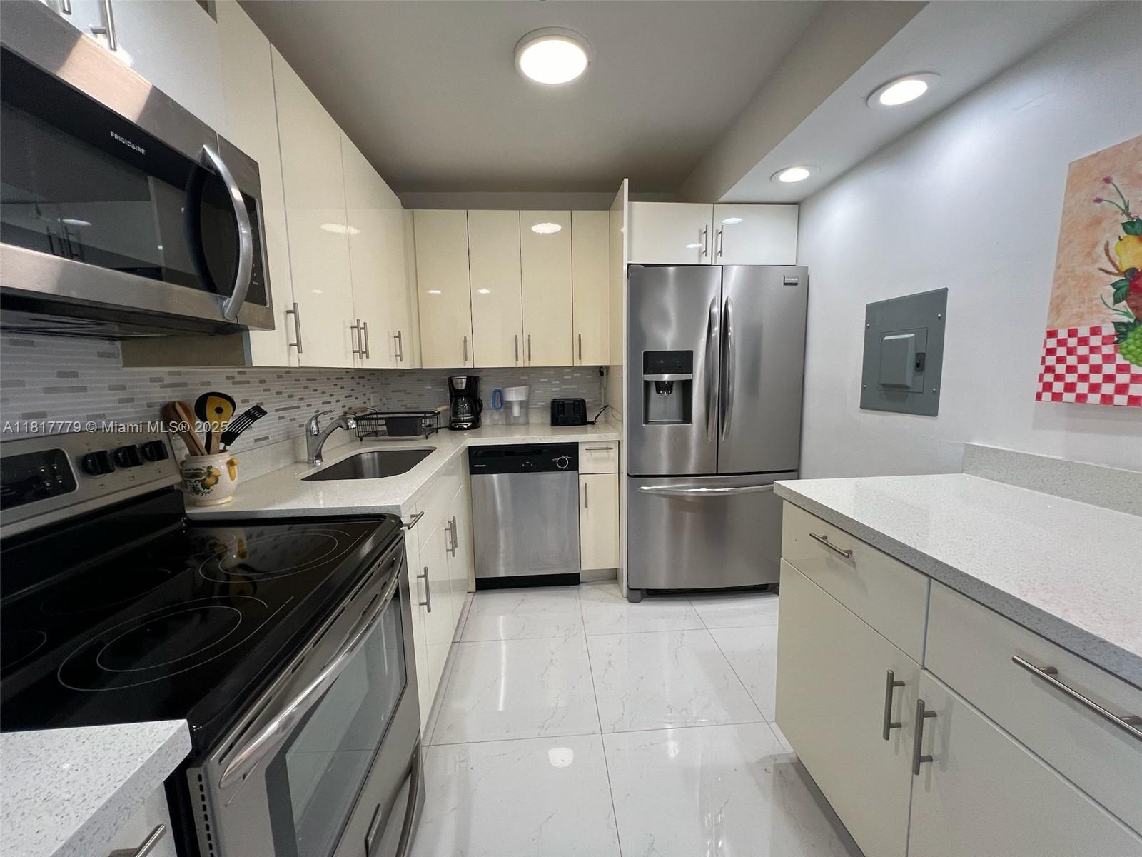 Property photo # 2