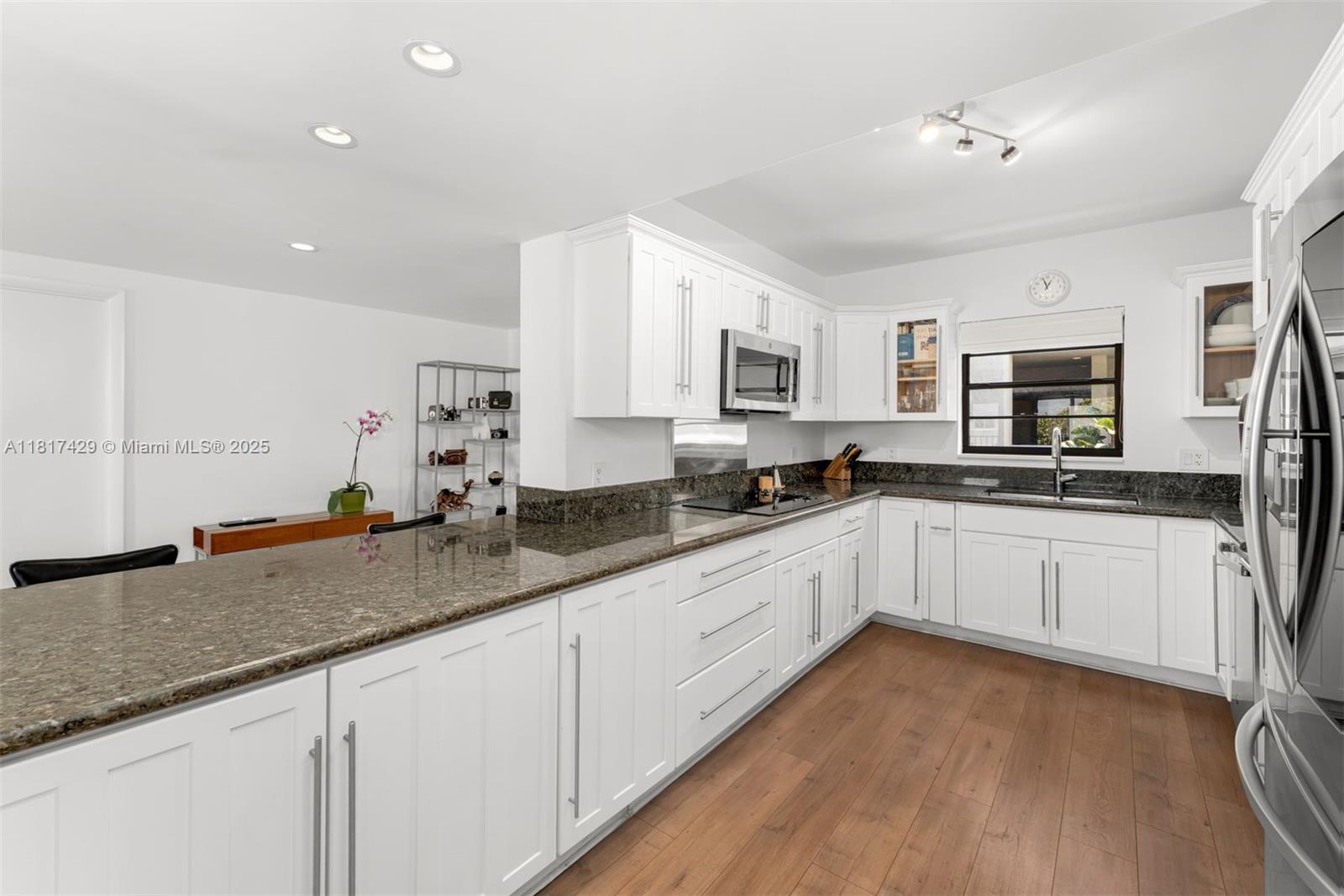 141 Crandon Blvd #446, Key Biscayne, Florida image 12