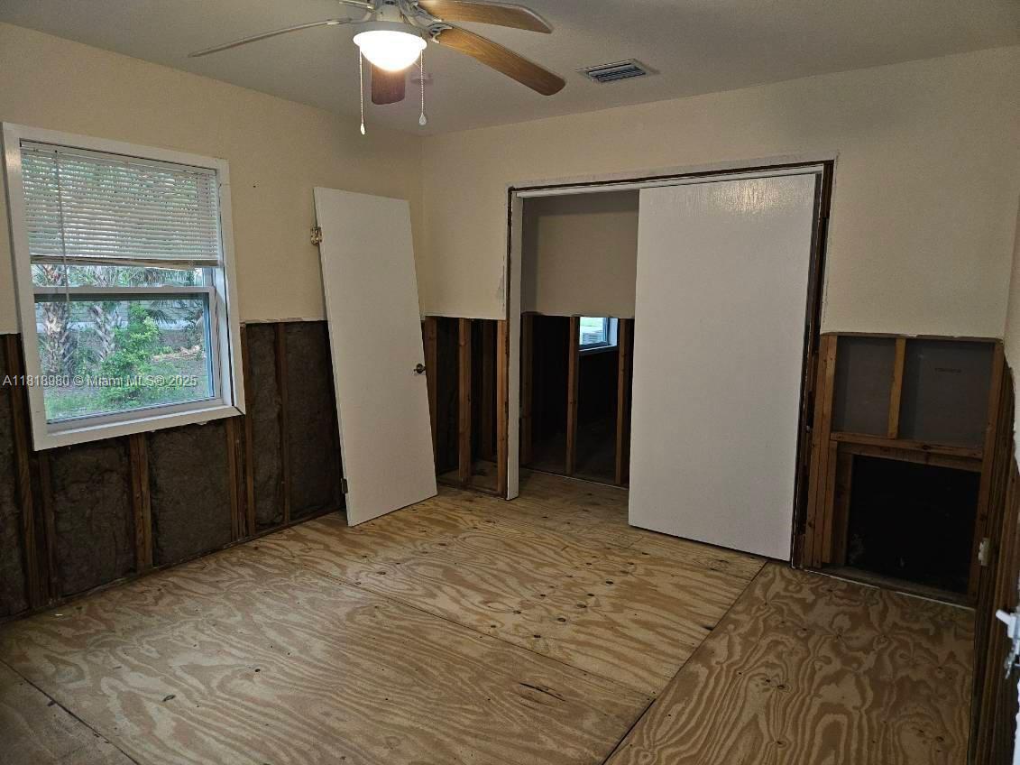 Residential, Crystal River, Florida image 17