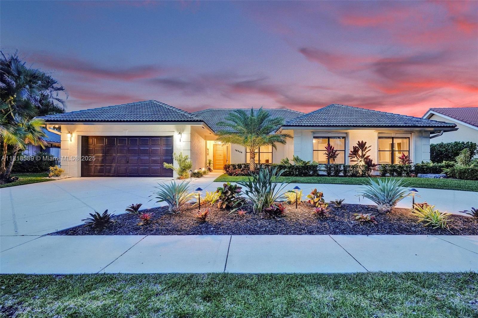 18366 Lake Bend Dr, Jupiter, Florida image 1