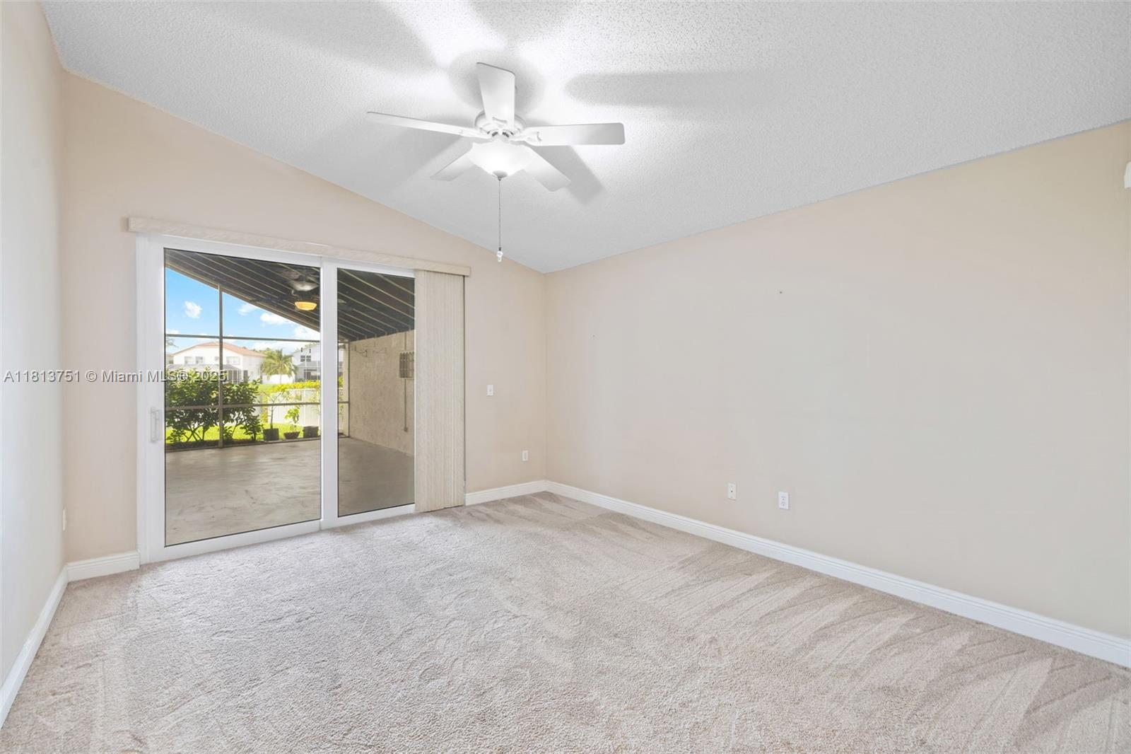 15696 NW 12th Mnr, Pembroke Pines, Florida image 3