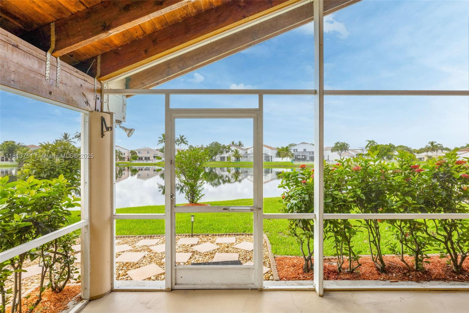 15696 NW 12th Mnr, Pembroke Pines, Florida image 5