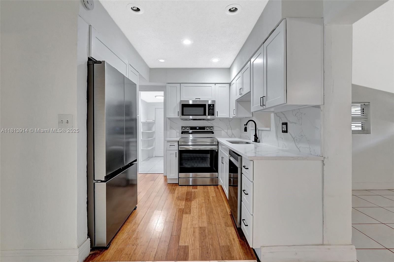 6661 Meade St, Hollywood, Florida image 1
