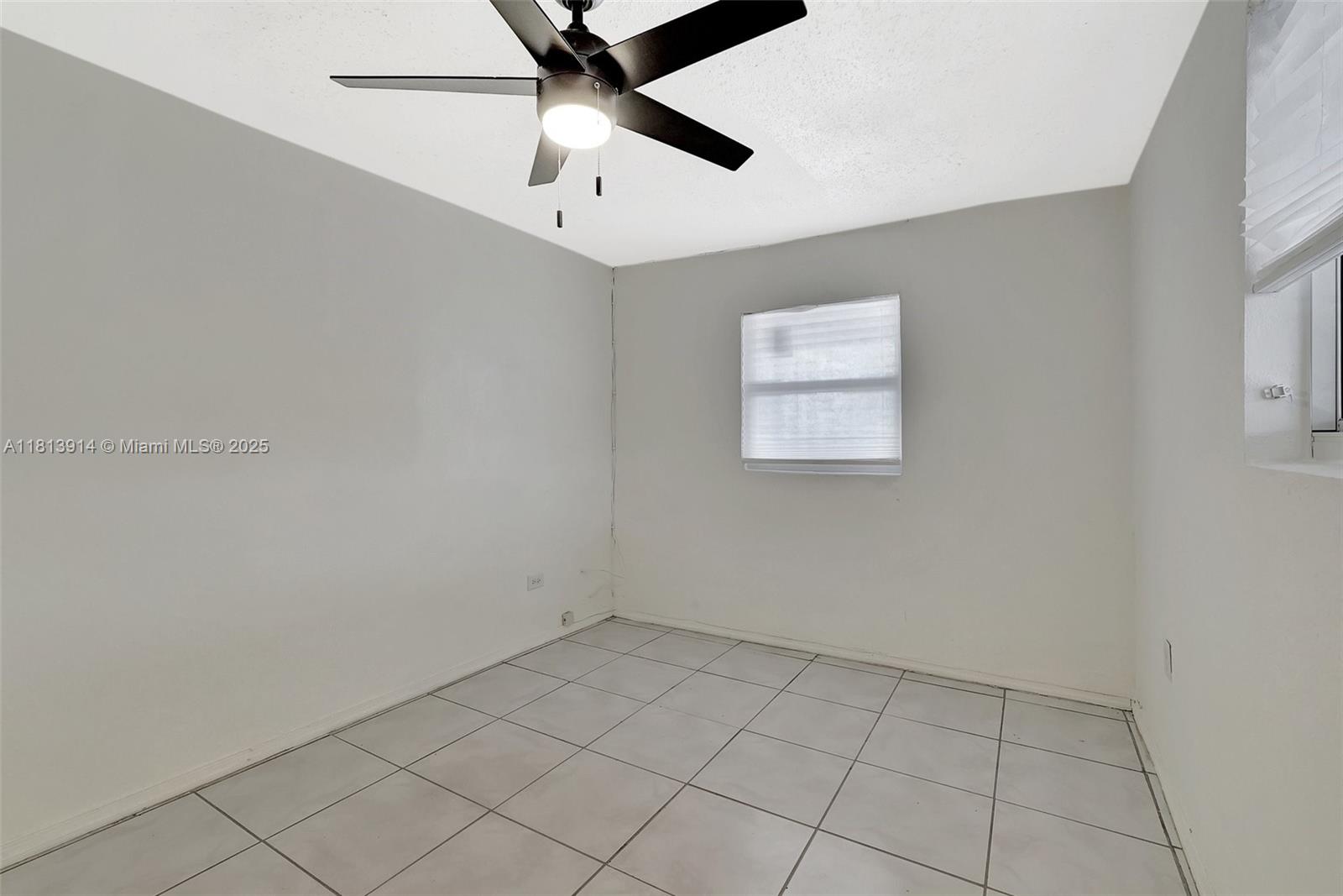 6661 Meade St, Hollywood, Florida image 29