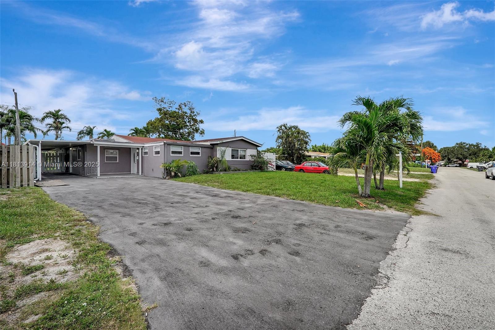 6661 Meade St, Hollywood, Florida image 38
