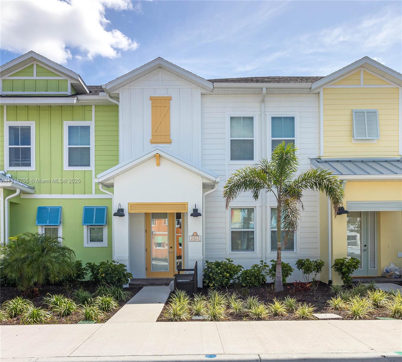 2923 Castaway Ln, Kissimmee, Florida image 1