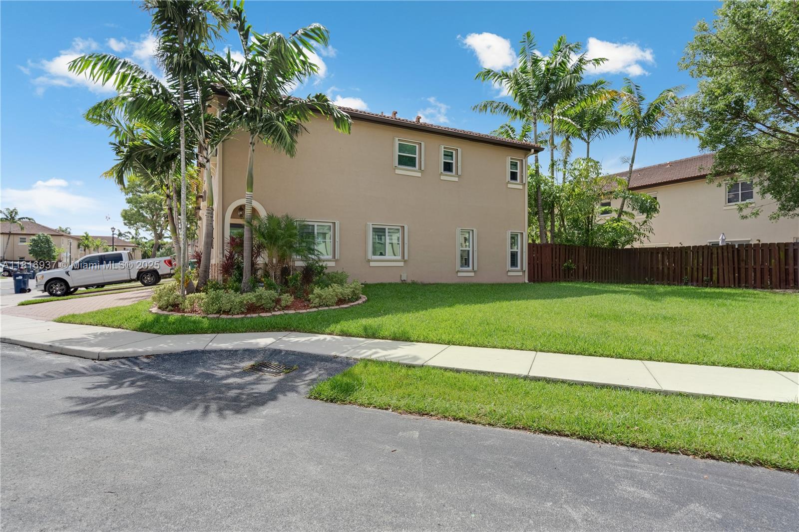 8926 SW 220th St, Cutler Bay, Florida image 30