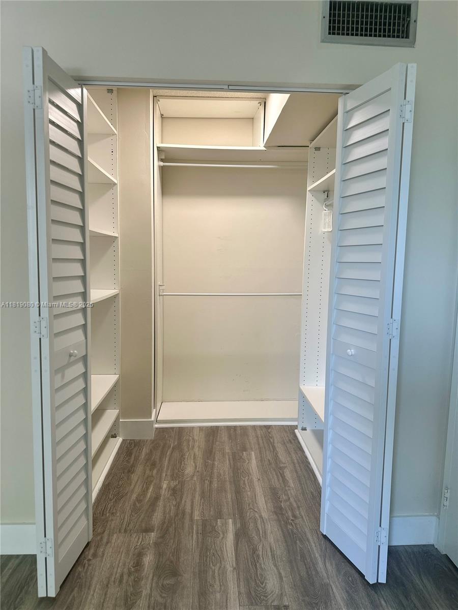 2935 NE 163rd St #3P, North Miami Beach, Florida image 17