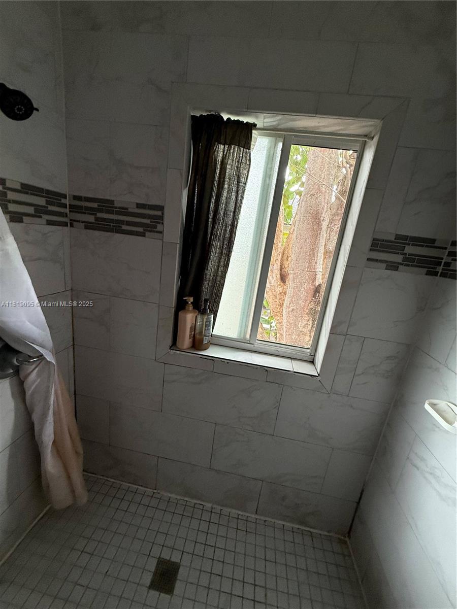 108 Oak Ave, Coral Gables, Florida image 6