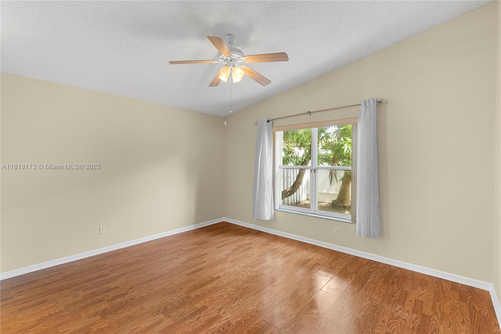 Property photo # 7