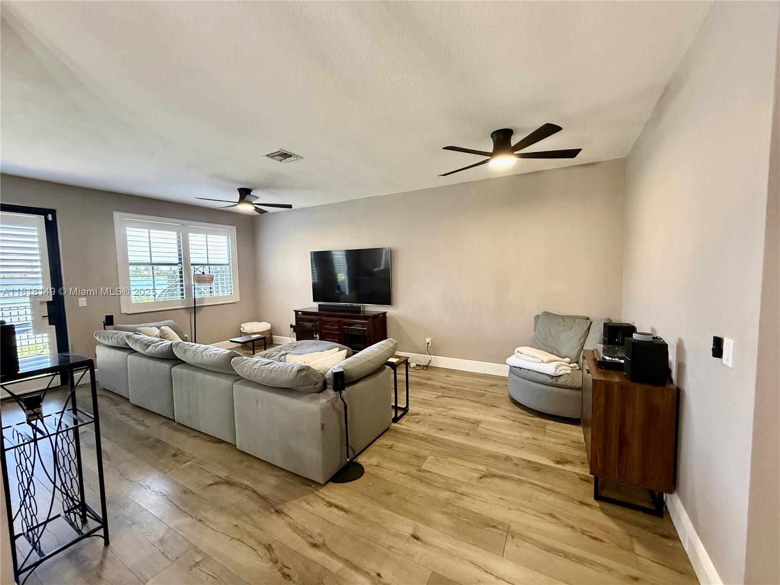 9595 N Town Parc Cir N, Parkland, Florida image 19