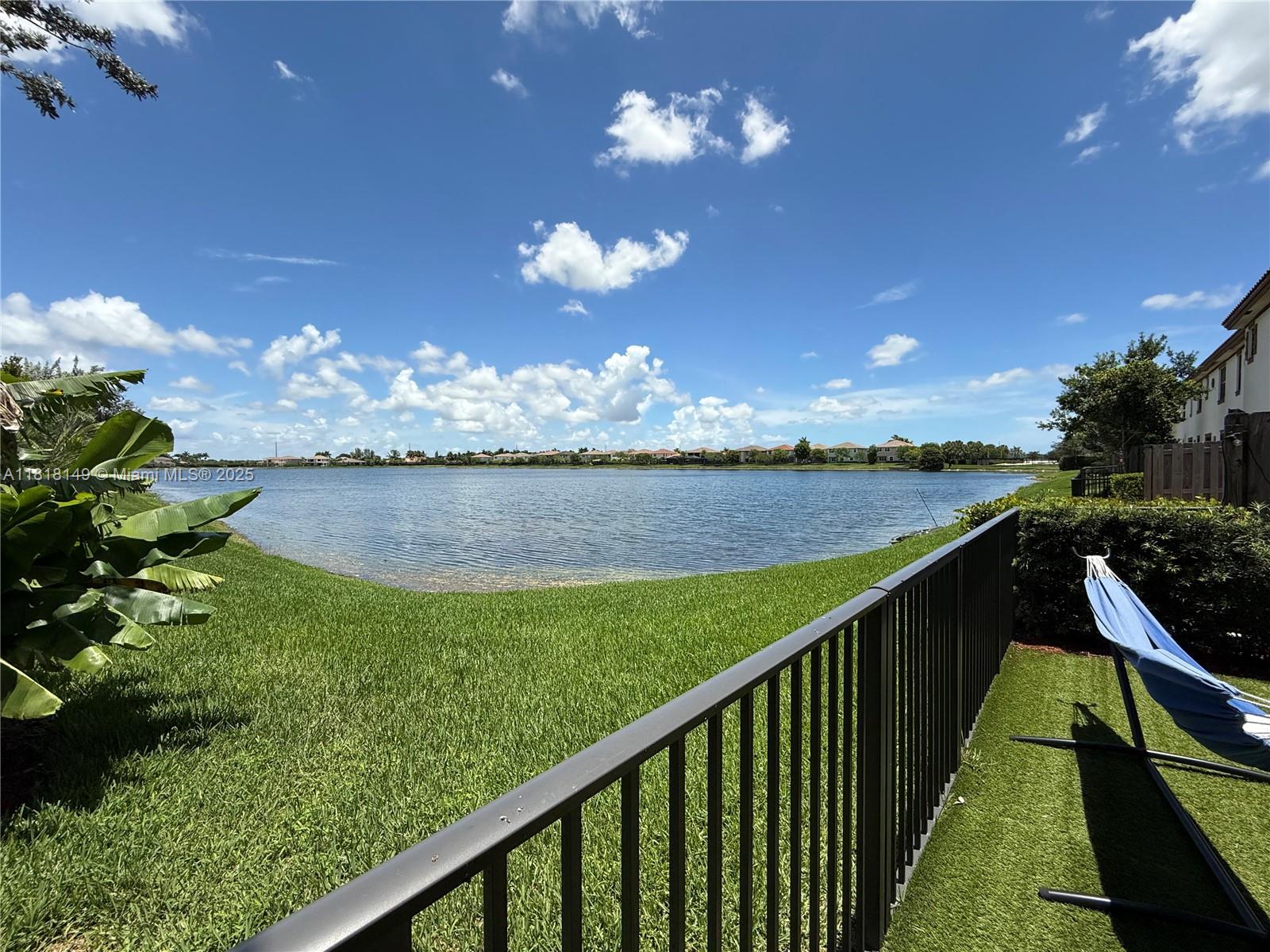 9595 N Town Parc Cir N, Parkland, Florida image 4