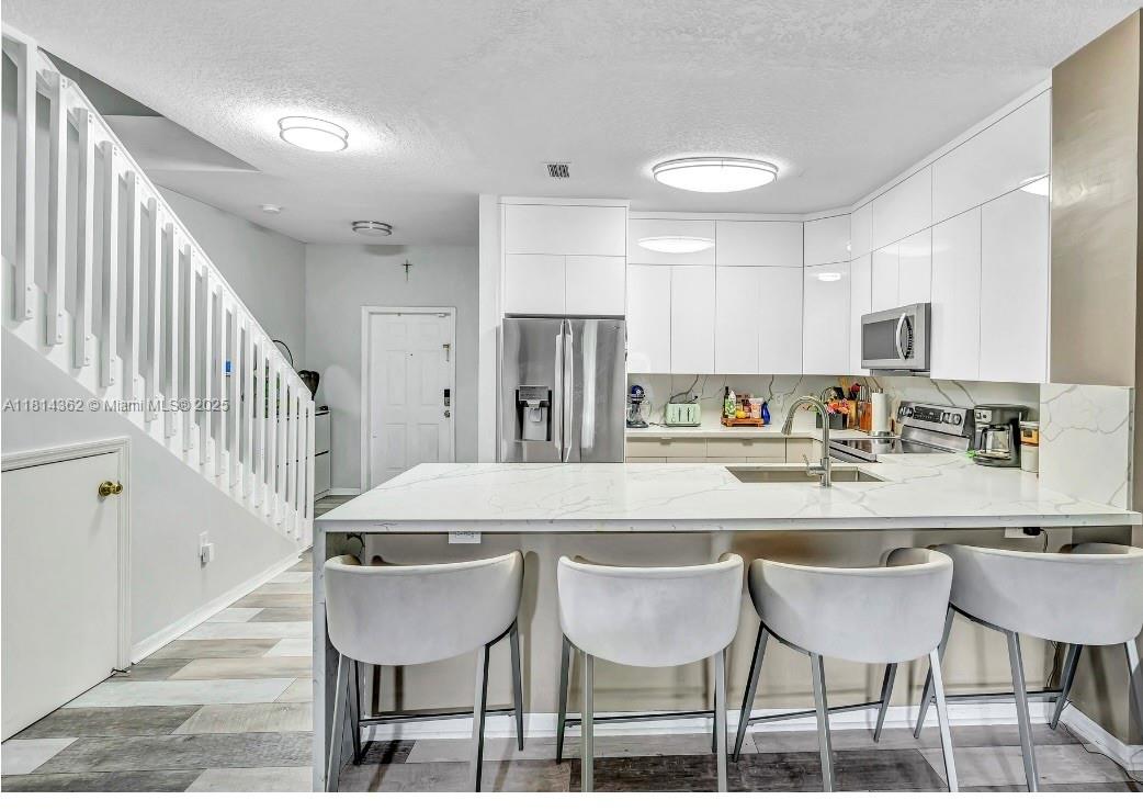 1114 NW 100th Ave, Pembroke Pines, Florida image 1