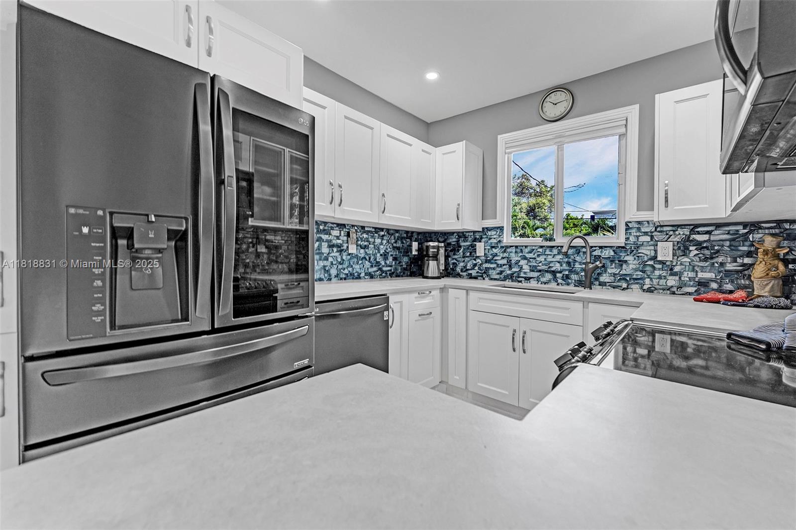 801 SE 7th St, Fort Lauderdale, Florida image 9