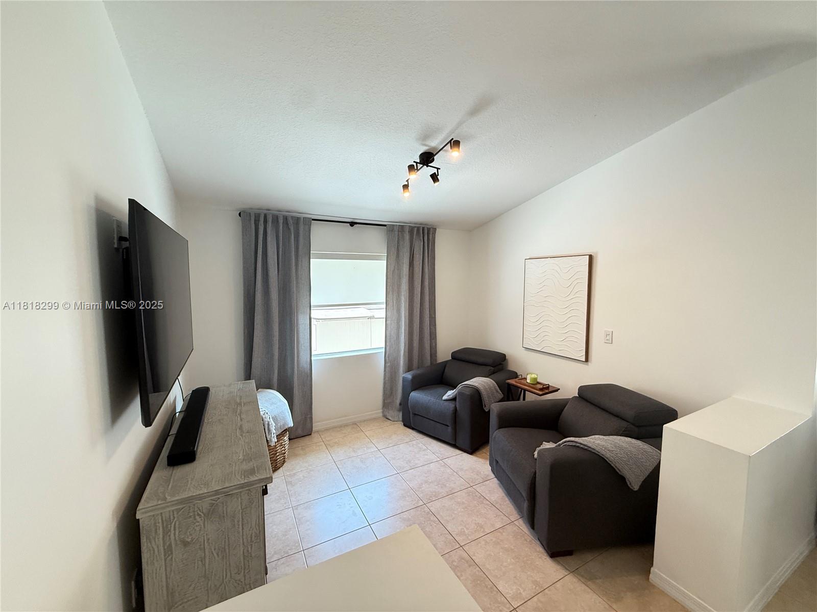 21418 SW 89th Path, Cutler Bay, Florida image 10