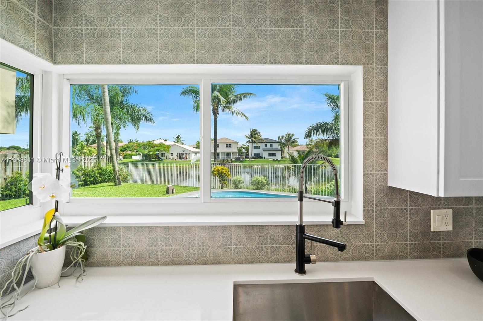 10596 SW 12th Mnr, Pembroke Pines, Florida image 14