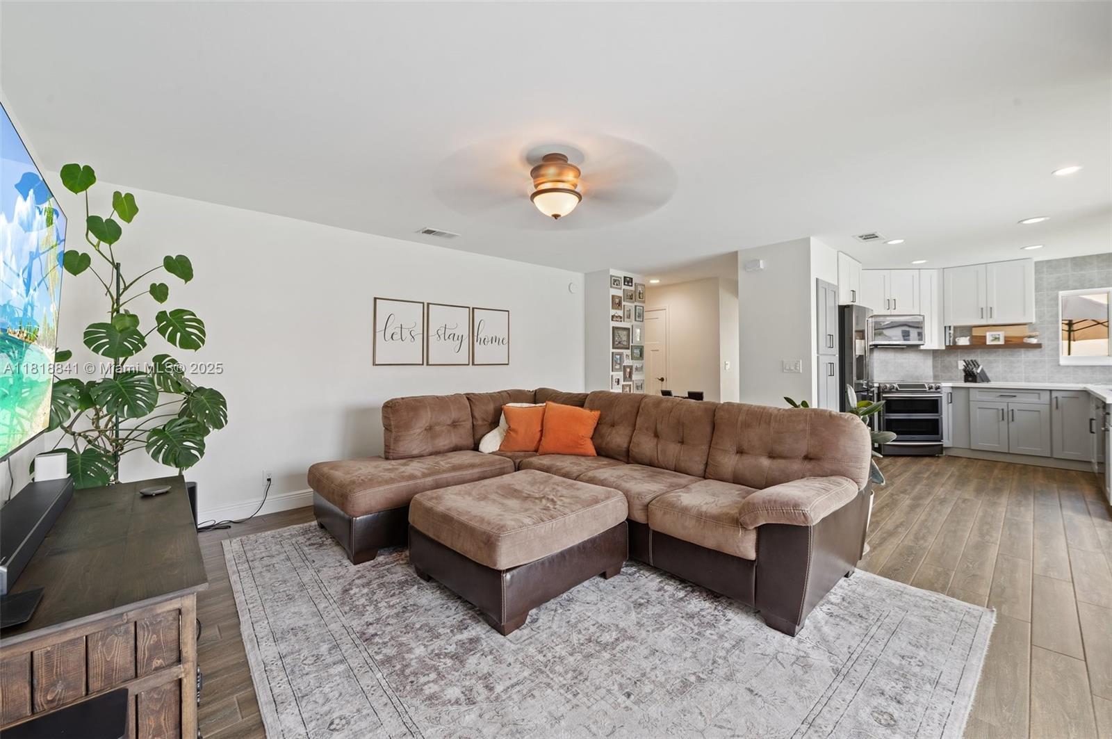10596 SW 12th Mnr, Pembroke Pines, Florida image 17